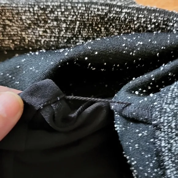 VINTAGE ANNE TAYLOR LOFT BRAND MULTIFUNCTIONAL MINI skirt size medium - Picture 10 of 10